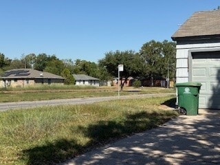 Foto del edificio - 5703 Lakefield Dr