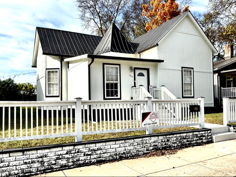 Primary Photo - 1214 Joseph Ave