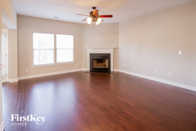Building Photo - 254 Killarney Trail