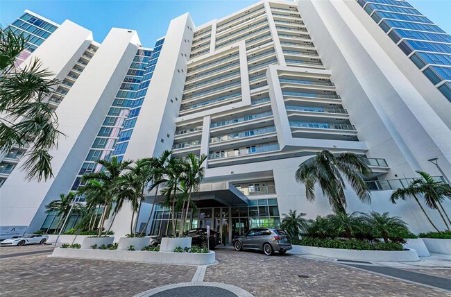 Foto del edificio - 1155 N Gulfstream Ave