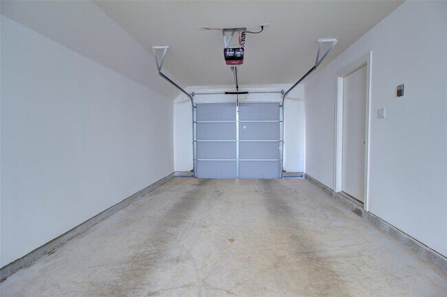 Foto del edificio - 11315 Main St