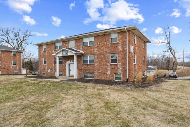Building Photo - 5936 Radnor Rd