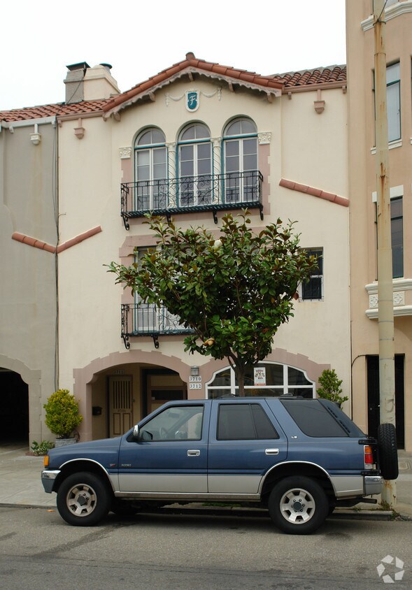 Foto principal - 3710-3712 Fillmore St