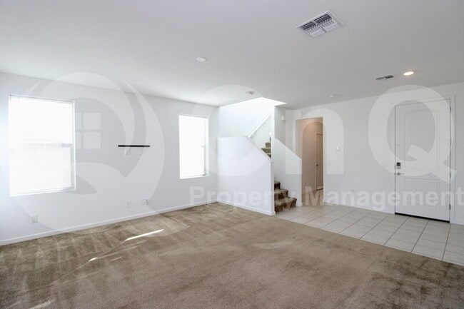 Building Photo - 4844 S Ferric