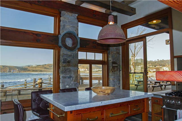 Building Photo - 305 Shoreside Dr