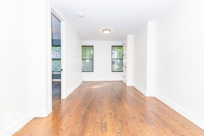 Foto del edificio - 425 S 5th St