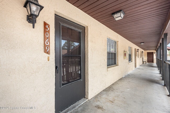 Building Photo - 3069 Sir Hamilton Cir