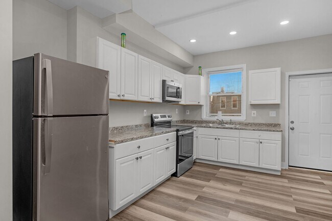 Building Photo - Beautiful Newly Renovated 3 Bedroom with a Large Basement For Rent in Mill Hill District of Balti...