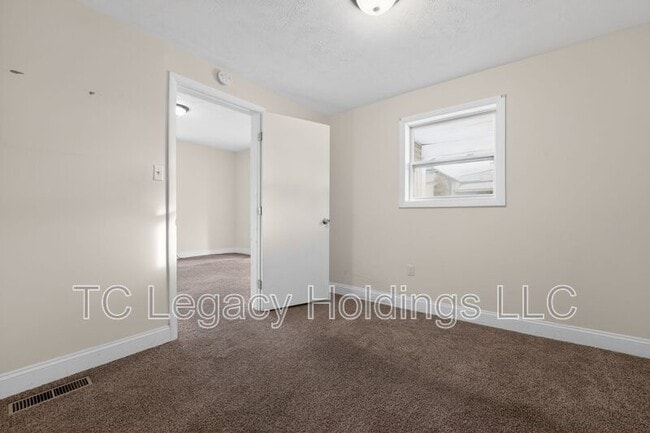 Foto del edificio - 388 Broaddus Ave