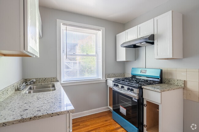 Interior Photo - 8200 S. Evans Ave.