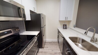 Interior Photo - 2000 Post