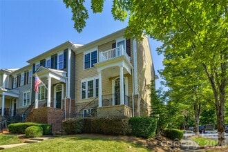Building Photo - 629 6th Baxter Crossing