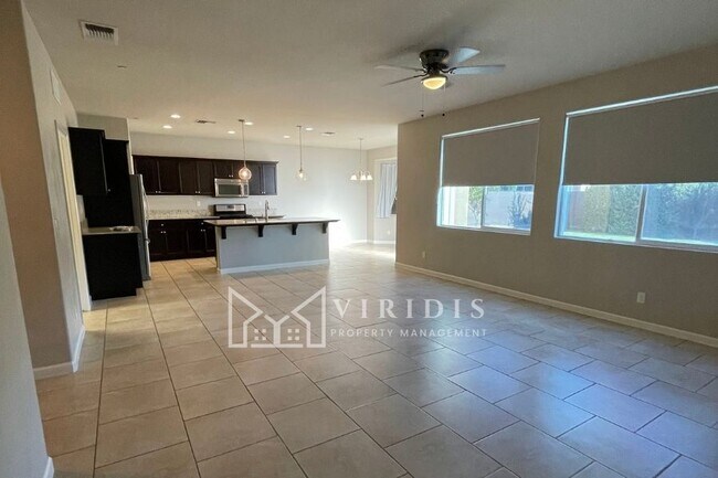 Foto del edificio - 3298 Tradewinds Ave