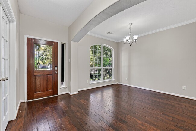 Building Photo - 18111 Williams Elm Dr