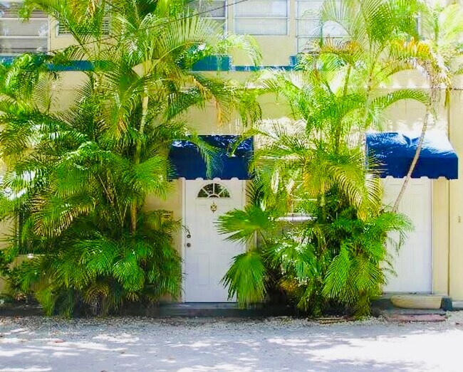 Foto del edificio - 2589 Trapp Ave