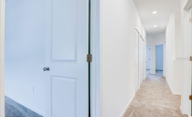 Building Photo - 248 Nine Iron Dr