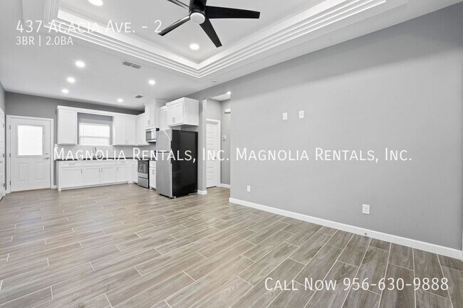 Foto del edificio - 437 E Acacia Ave