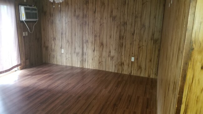 Foto del edificio - 137 Ida Blvd