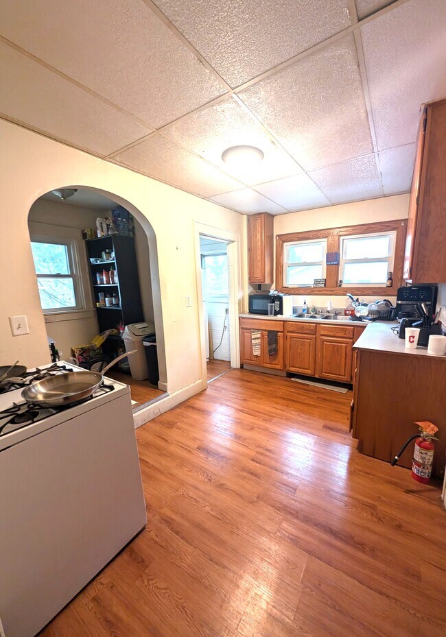 Foto del edificio - 624 Vine St