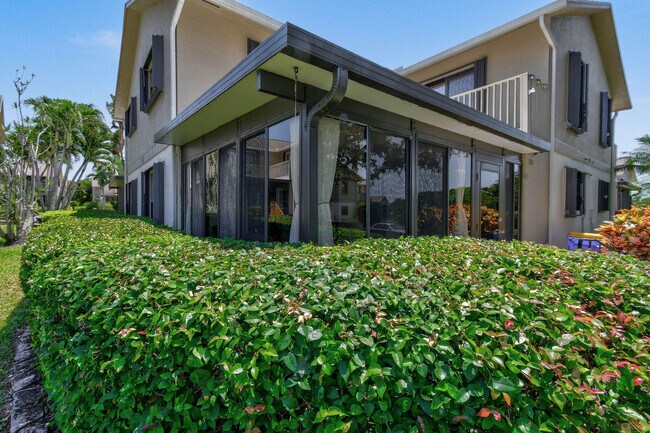 Foto del edificio - 7361 SE Jamestown Terrace