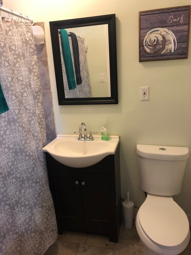 Bathroom - 4134 W 24th Pl