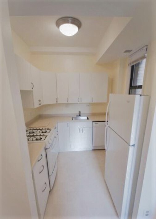 Building Photo - 2515 K St NW