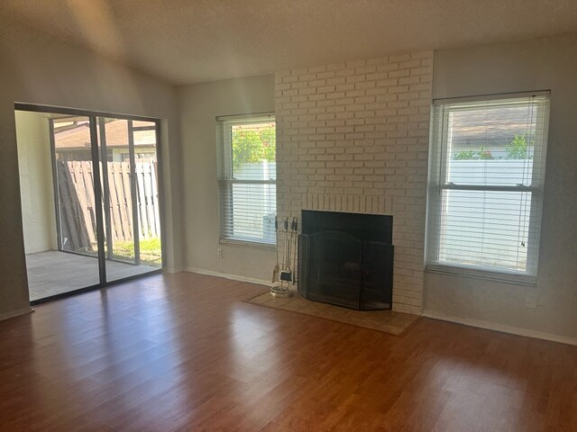 Building Photo - 2029 Montego Ct