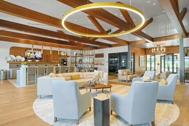 Foto del edificio - 5310 Lucy Ct