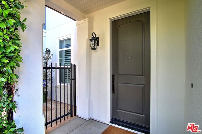 Building Photo - 7842 Whimbrel Ln