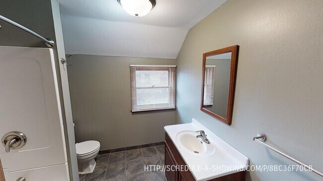 Foto del edificio - 516 W Bluff St