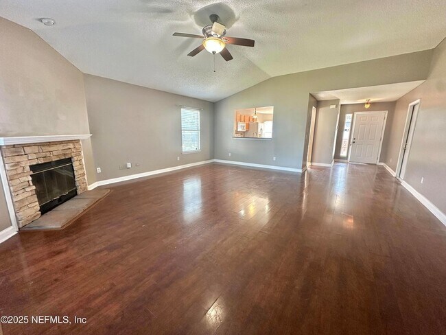 Foto del edificio - 925 Lake Sanford Ct
