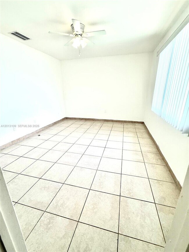 Foto del edificio - 22221 SW 103rd Ct