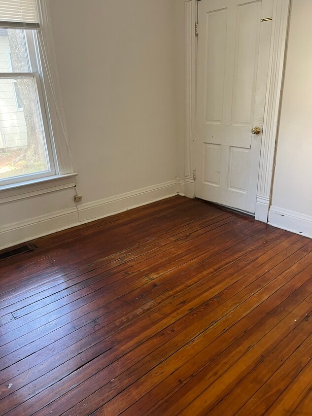 Primary Photo - 260 Kentucky Ave