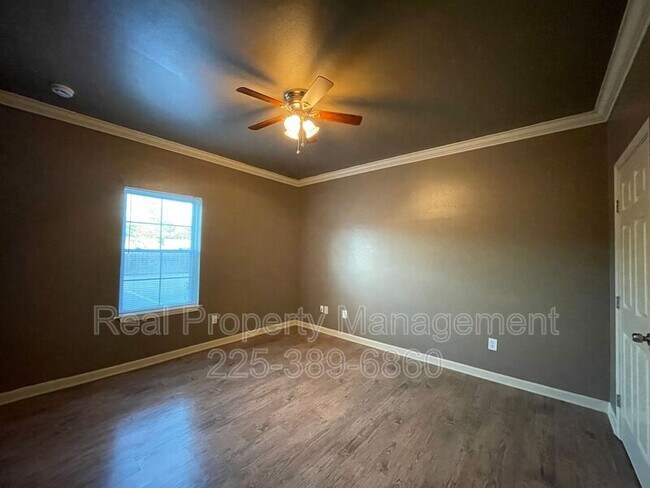 Foto del edificio - 31855 LA-16