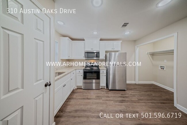 Building Photo - 310 Austin Creek Dr