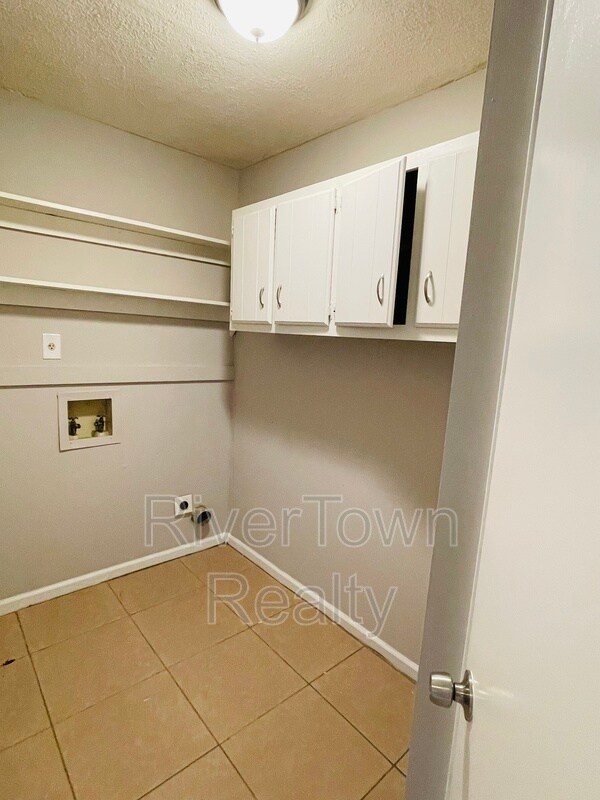 Foto del edificio - 4269 Timber Rise Rd