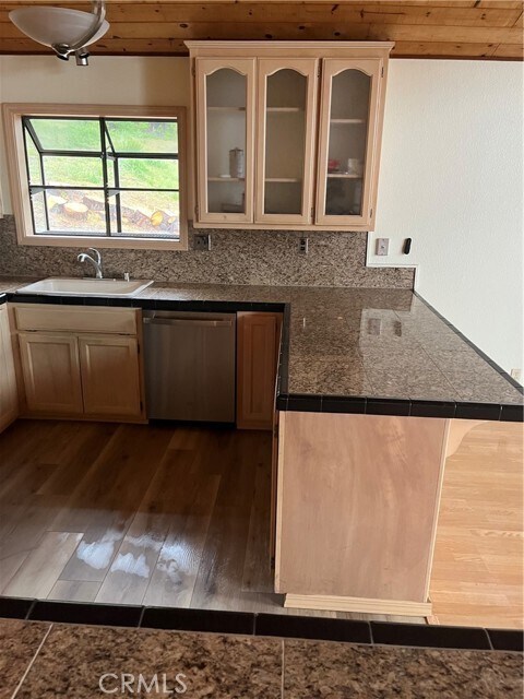 Foto del edificio - 8307 N Heights Dr