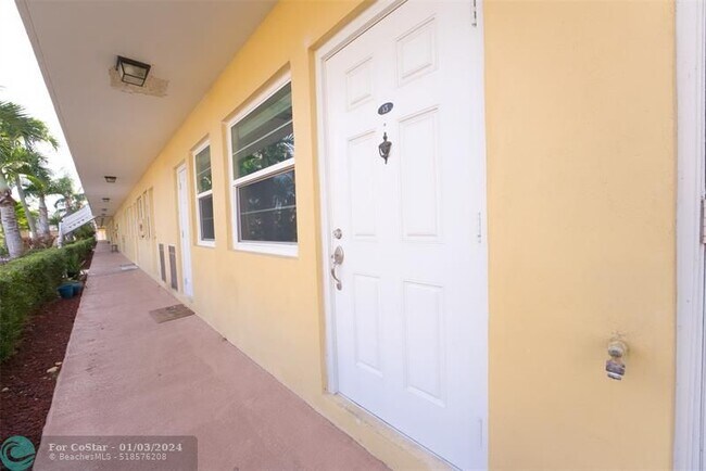 Foto del edificio - 4050 NE 12th Terrace