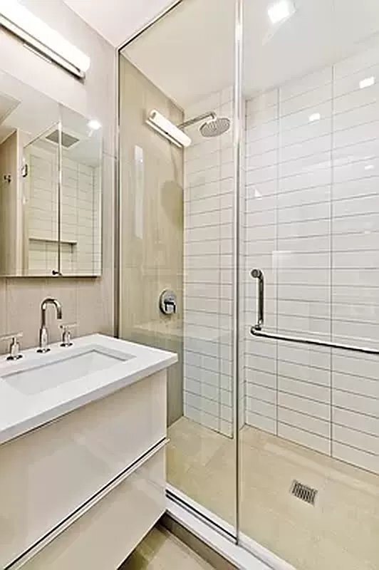 Foto del edificio - 102 Forsyth St