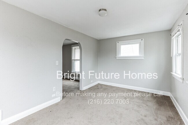 Building Photo - 3431 W 98th St