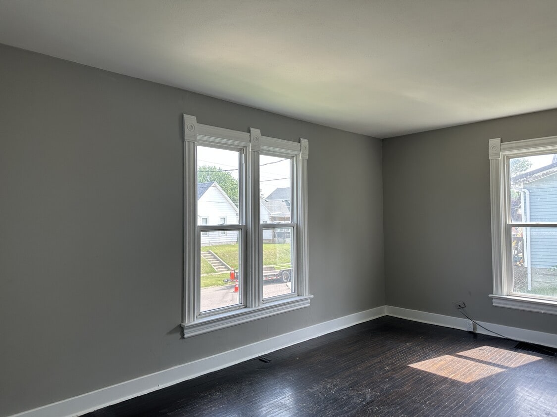 Foto principal - 909 E Garden St