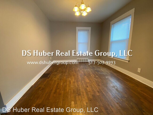 Foto del edificio - 4 br, 1 bath House - 1128 Chelsea Ave