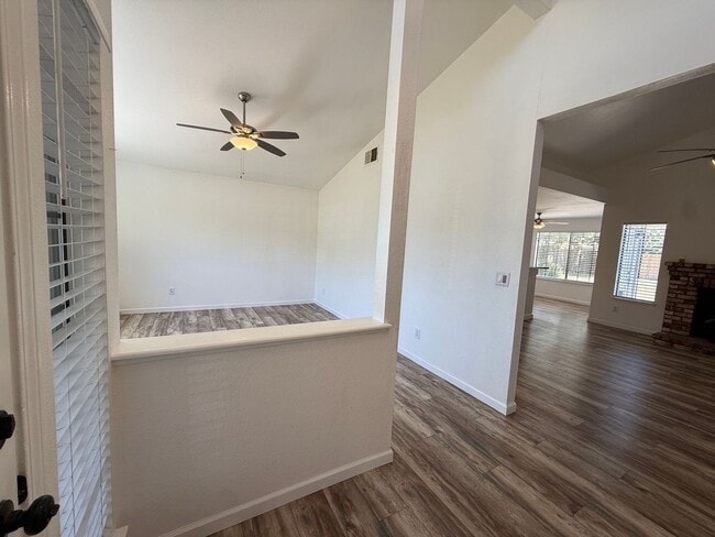 Building Photo - 243 Rio Mesa Ct