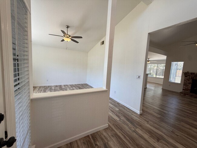 Foto del edificio - 243 Rio Mesa Ct