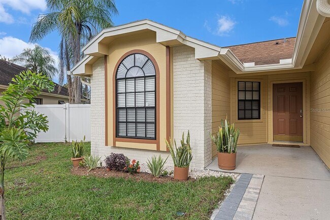 Foto del edificio - 5479 Friarsway Dr