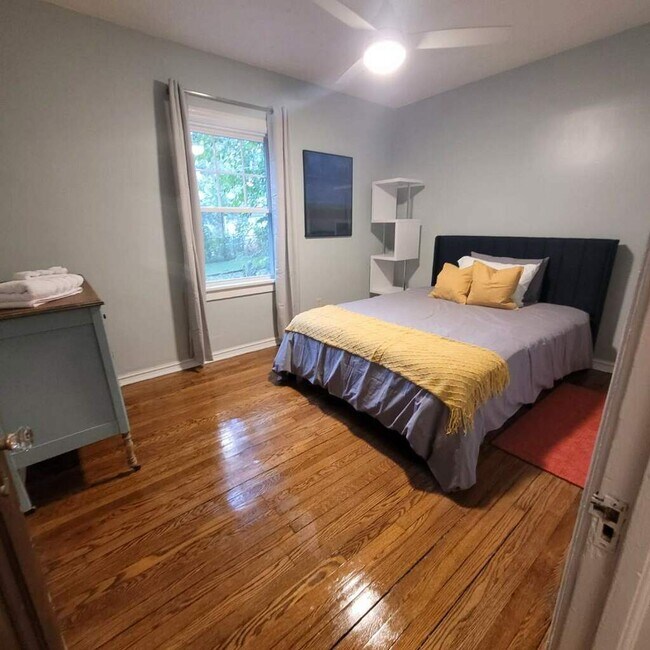 3565 Avalon Rd, Shaker Heights, OH 44120 Apartments in Shaker Heights