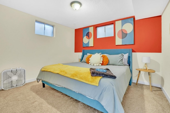 Photo - 8013 Wyandot St House