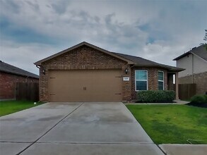 Building Photo - 805 Painted Bison Dr