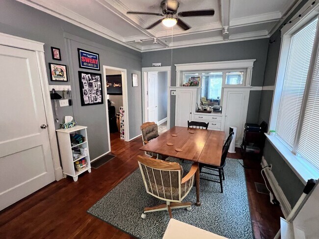 Foto del edificio - 2839 W Lyndale St