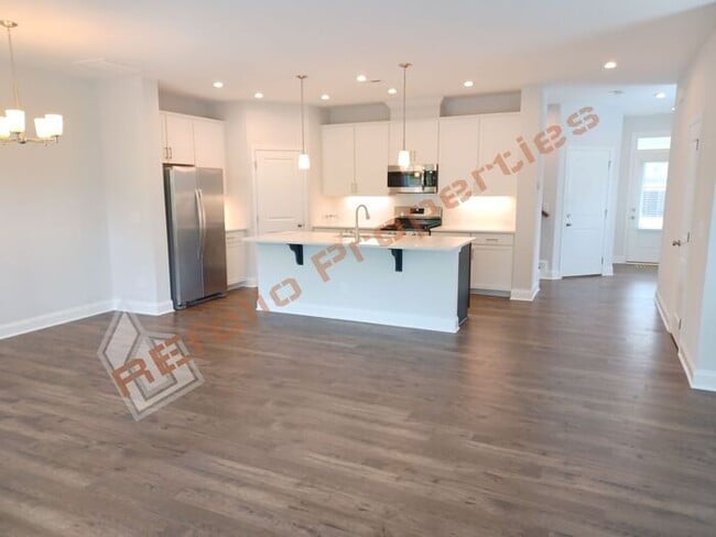 Building Photo - Beautiful 2022 Built 3 Story 3 BD 2 Car-Ga...